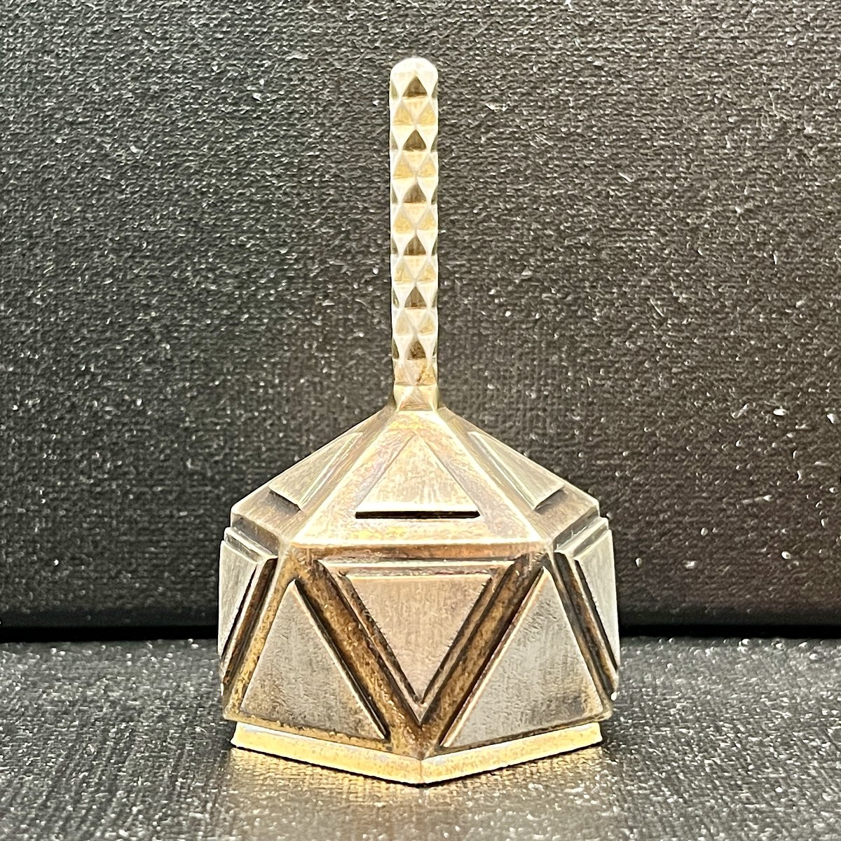 Aspilanta Oinophylla